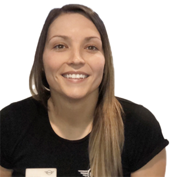 Leonie - Sales Executive